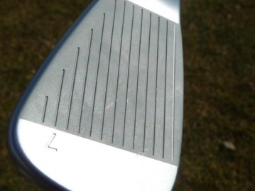 Gewohntes Ping-Design beim Golfschlägerblatt